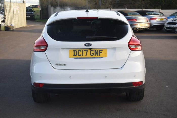 Ford Focus 1.5 TDCi Titanium X Powershift (s/s) 5dr Auto Hatchback Diesel White