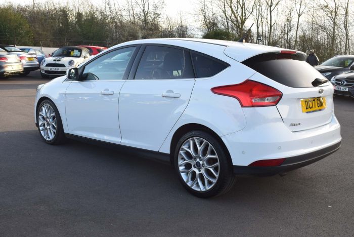 Ford Focus 1.5 TDCi Titanium X Powershift (s/s) 5dr Auto Hatchback Diesel White