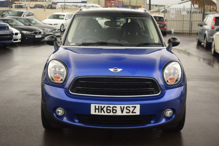 Mini Countryman 1.6 Cooper D (Chili) 5dr SUV Diesel Blue