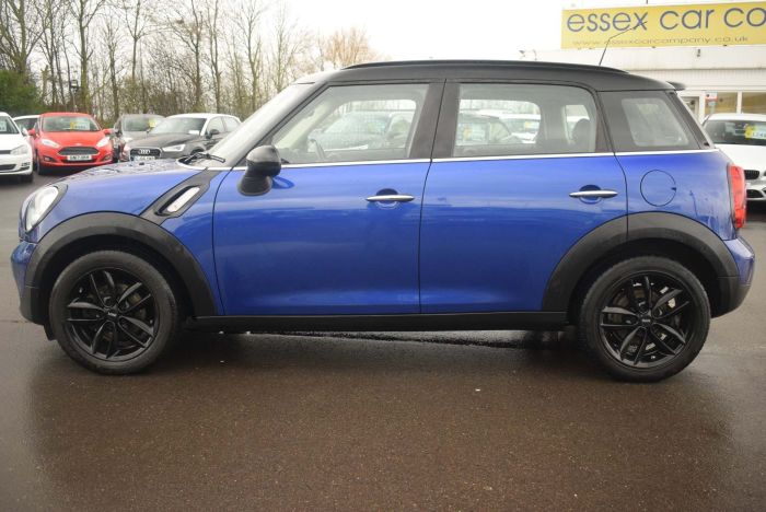 Mini Countryman 1.6 Cooper D (Chili) 5dr SUV Diesel Blue