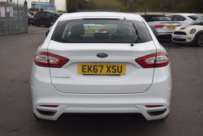 Ford Mondeo 2.0 TDCi ST-Line (s/s) 5dr Hatchback Diesel White