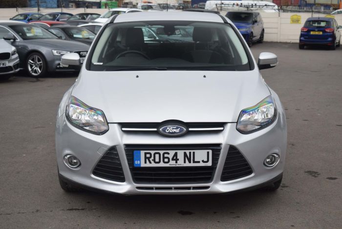 Ford Focus 1.0 EcoBoost Zetec (s/s) 5dr Hatchback Petrol Silver