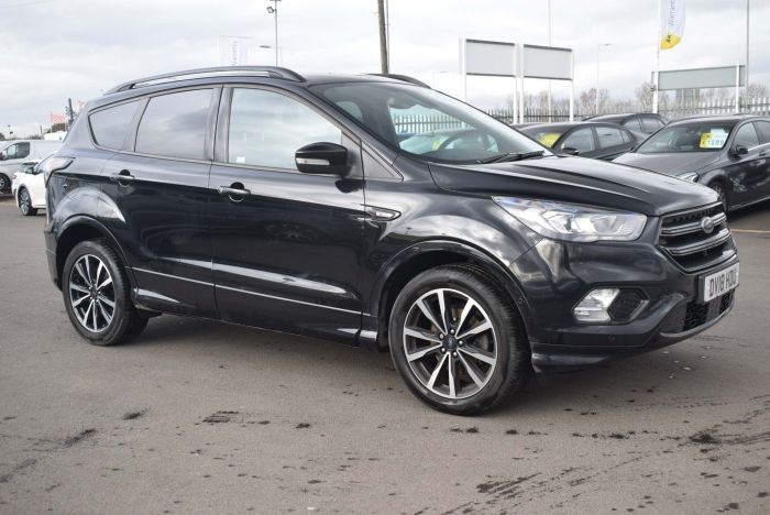 Ford Kuga 1.5T EcoBoost ST-Line (s/s) 5dr SUV Petrol Black