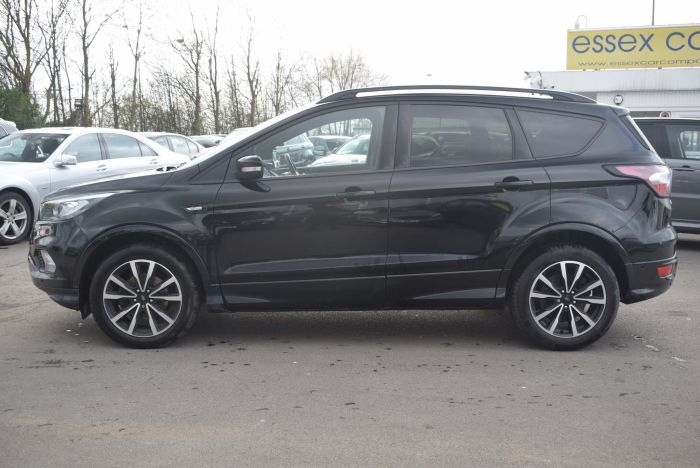 Ford Kuga 1.5T EcoBoost ST-Line (s/s) 5dr SUV Petrol Black