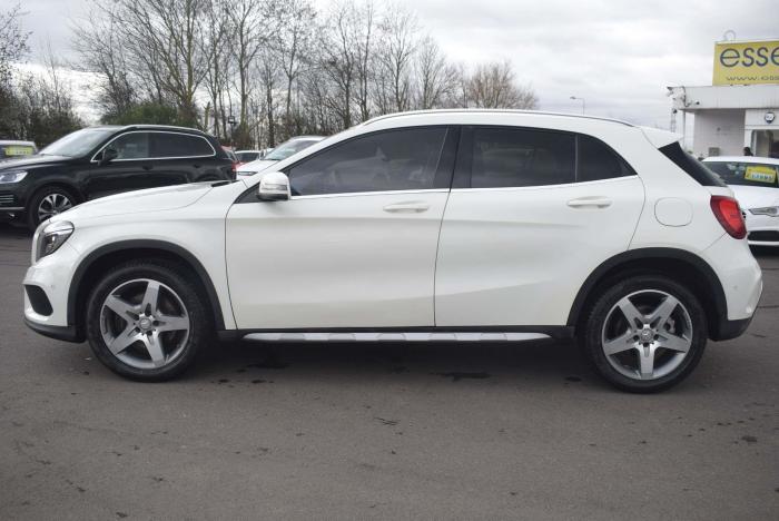 Mercedes-Benz GLA Class 2.1 GLA220 CDI AMG Line (Premium) 4MATIC 5dr Auto SUV Diesel White