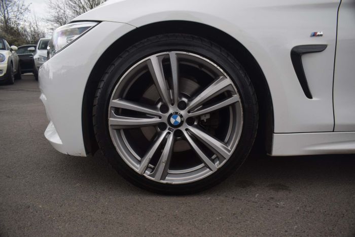 BMW 4 Series 2.0 428i M Sport 2dr Auto Coupe Petrol White