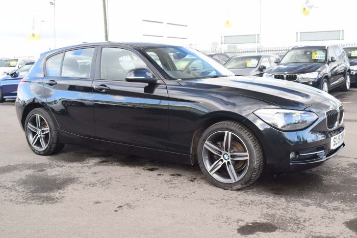 BMW 1 Series 2.0 116d Sport Sports Hatch (s/s) 5dr Hatchback Diesel Black