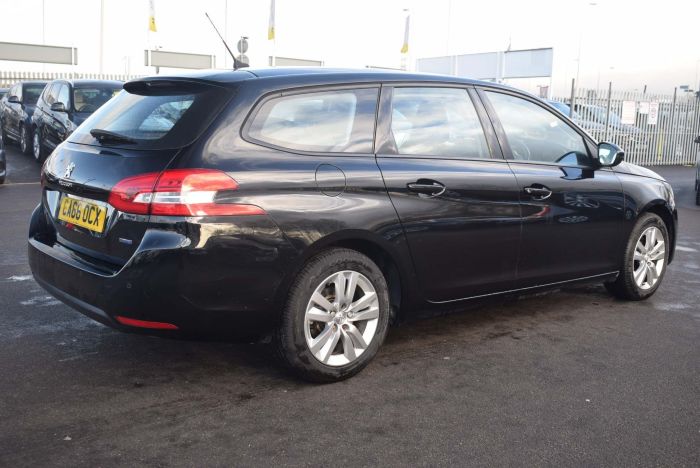 Peugeot 308 SW 1.6 BlueHDi Active EAT6 (s/s) 5dr Auto Estate Diesel Black