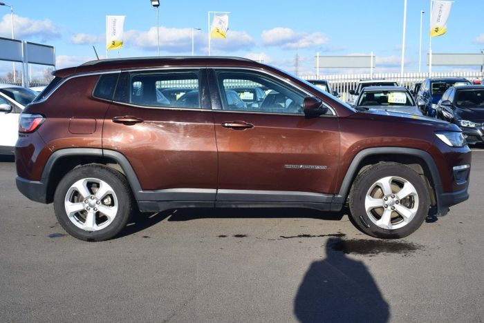 Jeep Compass 1.6 MultiJetII Longitude (s/s) 5dr SUV Diesel Bronze