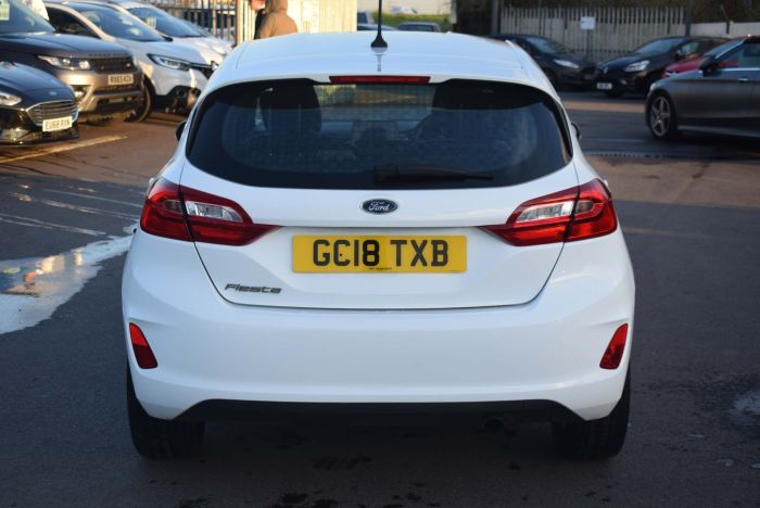 Ford Fiesta 1.5 TDCi Zetec (s/s) 5dr Hatchback Diesel White