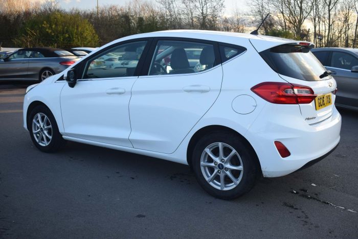 Ford Fiesta 1.5 TDCi Zetec (s/s) 5dr Hatchback Diesel White