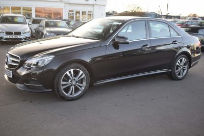 Mercedes-Benz E Class 2.1 E220 CDI BlueTEC SE 7G-Tronic Plus 4dr Auto Saloon Diesel BlackMercedes-Benz E Class 2.1 E220 CDI BlueTEC SE 7G-Tronic Plus 4dr Auto Saloon Diesel Black at Motor Finance 4u Tunbridge Wells