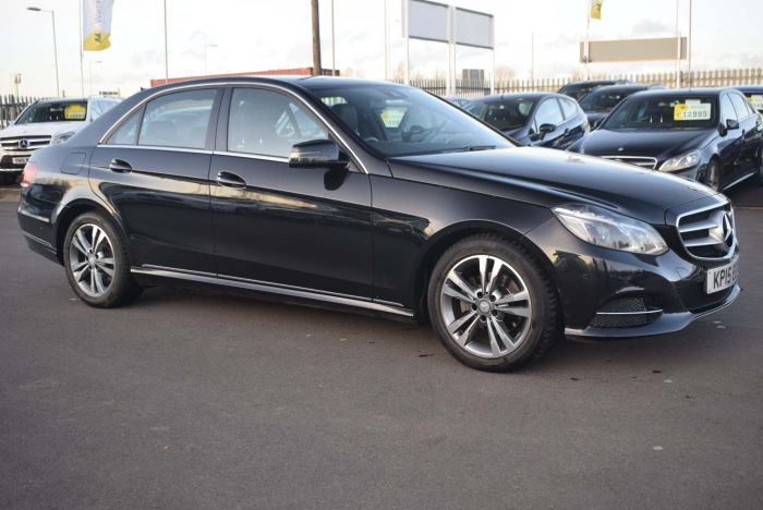 Mercedes-Benz E Class 2.1 E220 CDI BlueTEC SE 7G-Tronic Plus 4dr Auto Saloon Diesel Black