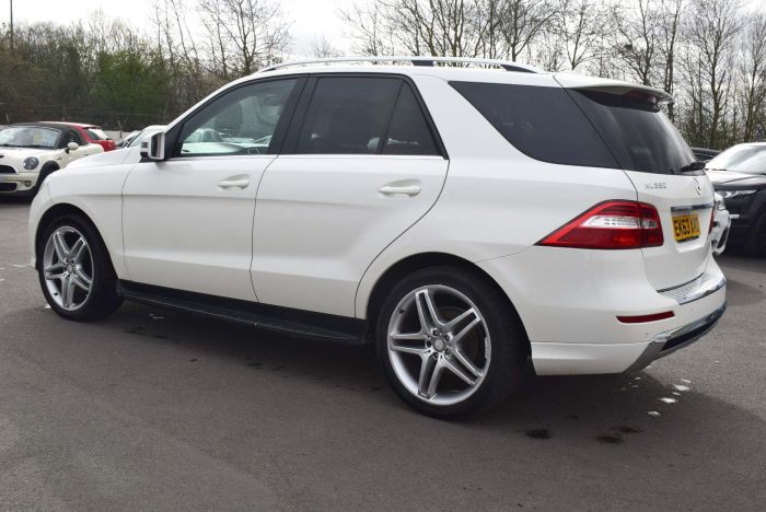 Mercedes-Benz M Class 3.0 ML350 CDI BlueTEC AMG Sport 7G-Tronic Plus 5dr Auto SUV Diesel White