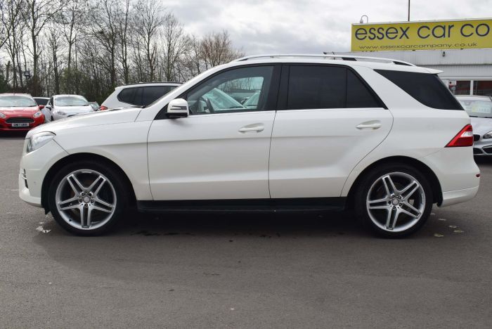 Mercedes-Benz M Class 3.0 ML350 CDI BlueTEC AMG Sport 7G-Tronic Plus 5dr Auto SUV Diesel White