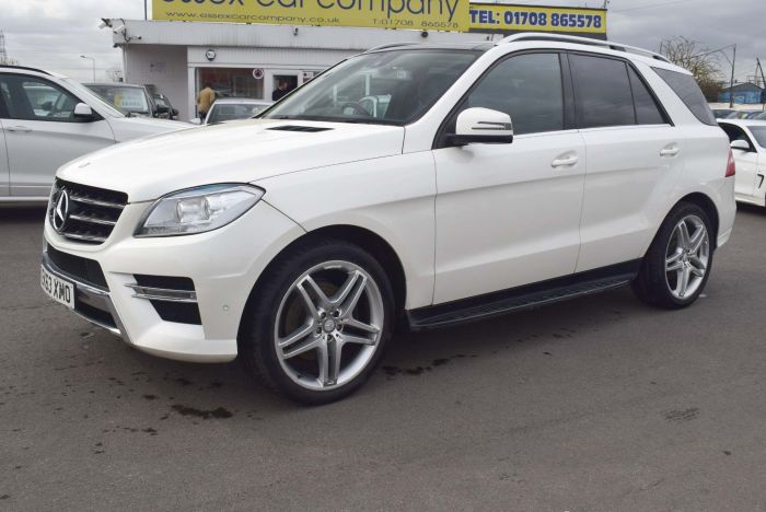 Mercedes-Benz M Class 3.0 ML350 CDI BlueTEC AMG Sport 7G-Tronic Plus 5dr Auto SUV Diesel White