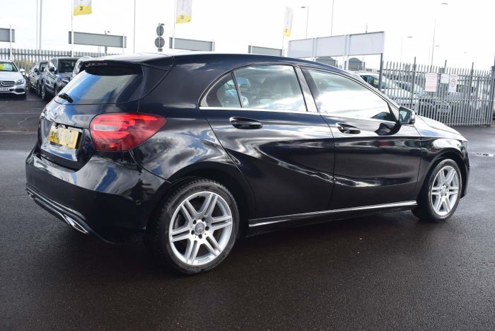 Mercedes-Benz A Class 1.5 A180d Sport (Executive) 7G-DCT (s/s) 5dr Auto Hatchback Diesel Black