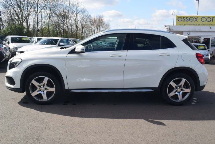 Mercedes-Benz GLA Class 2.1 GLA200 AMG Line 7G-DCT (s/s) 5dr Auto SUV Diesel White