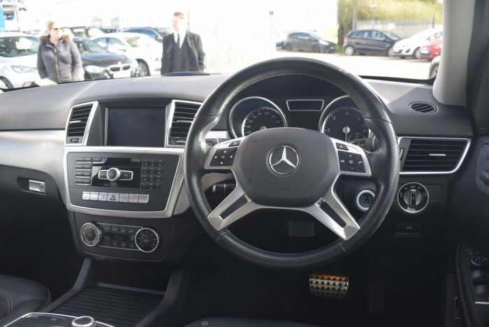 Mercedes-Benz M Class 2.1 ML250 CDI BlueTEC AMG Line (Premium) 7G-Tronic Plus 4x4 5dr Auto SUV Diesel Silver