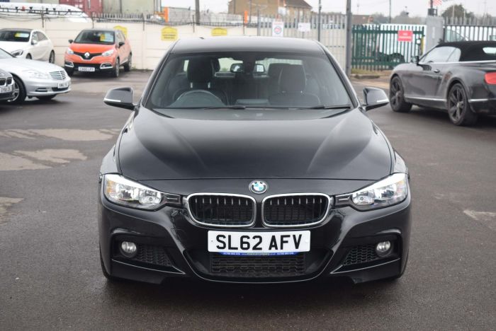 BMW 3 Series 2.0 318d M Sport (s/s) 4dr Saloon Diesel Black