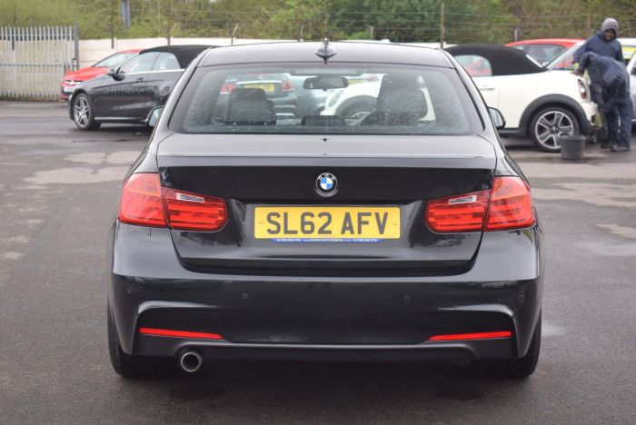 BMW 3 Series 2.0 318d M Sport (s/s) 4dr Saloon Diesel Black