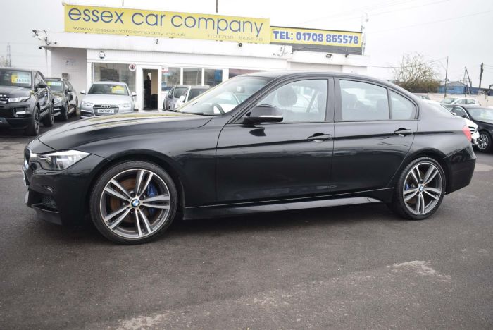 BMW 3 Series 2.0 318d M Sport (s/s) 4dr Saloon Diesel Black