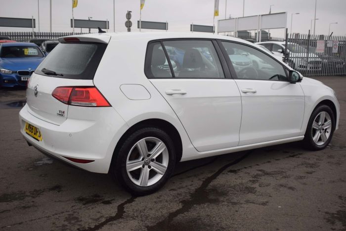 Volkswagen Golf 1.6 TDI BlueMotion Tech Match Edition DSG (s/s) 5dr Auto Hatchback Diesel