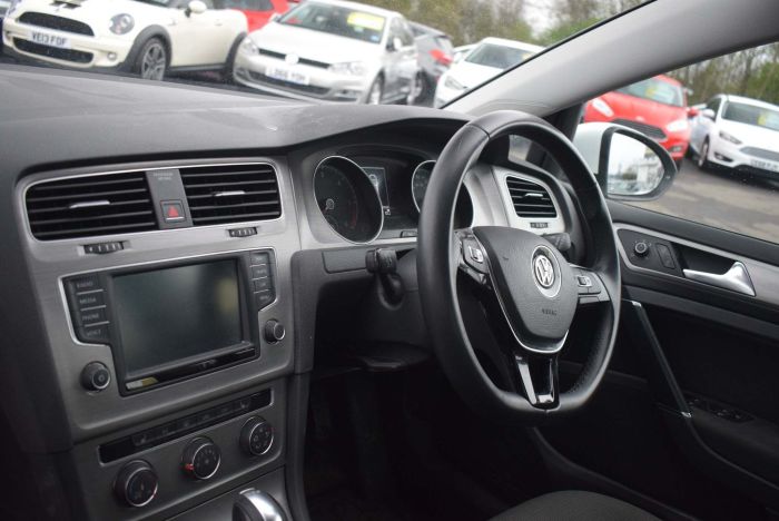 Volkswagen Golf 1.6 TDI BlueMotion Tech Match Edition DSG (s/s) 5dr Auto Hatchback Diesel