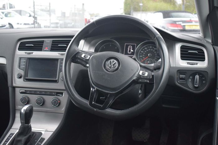Volkswagen Golf 1.6 TDI BlueMotion Tech Match Edition DSG (s/s) 5dr Auto Hatchback Diesel