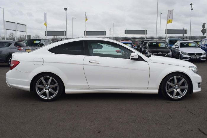 Mercedes-Benz C Class 2.1 C220 CDI AMG Sport Edition (Premium Plus) 7G-Tronic Plus 2dr Auto Coupe Diesel White