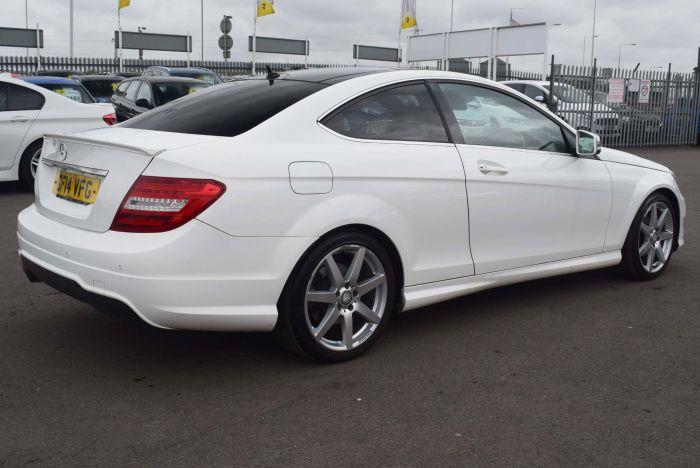 Mercedes-Benz C Class 2.1 C220 CDI AMG Sport Edition (Premium Plus) 7G-Tronic Plus 2dr Auto Coupe Diesel White