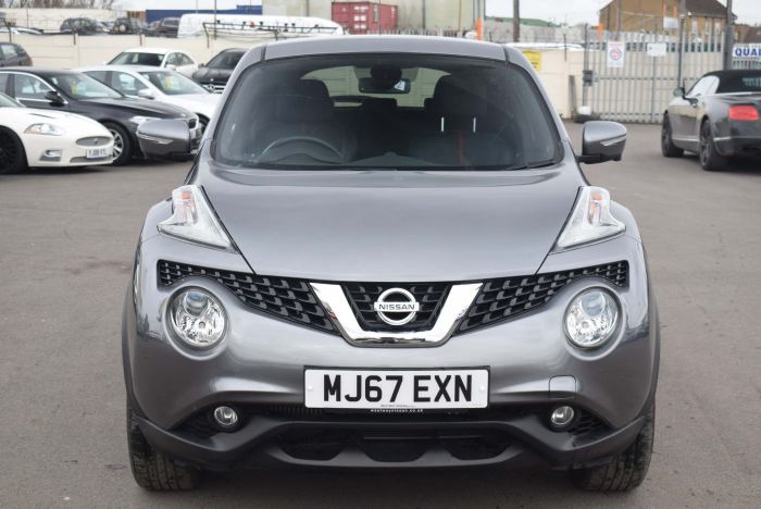 Nissan Juke 1.2 DIG-T Tekna (s/s) 5dr SUV Petrol Grey