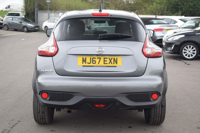 Nissan Juke 1.2 DIG-T Tekna (s/s) 5dr SUV Petrol Grey