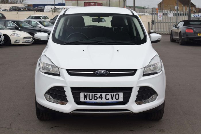 Ford Kuga 1.6 EcoBoost Zetec (s/s) 5dr SUV Petrol White