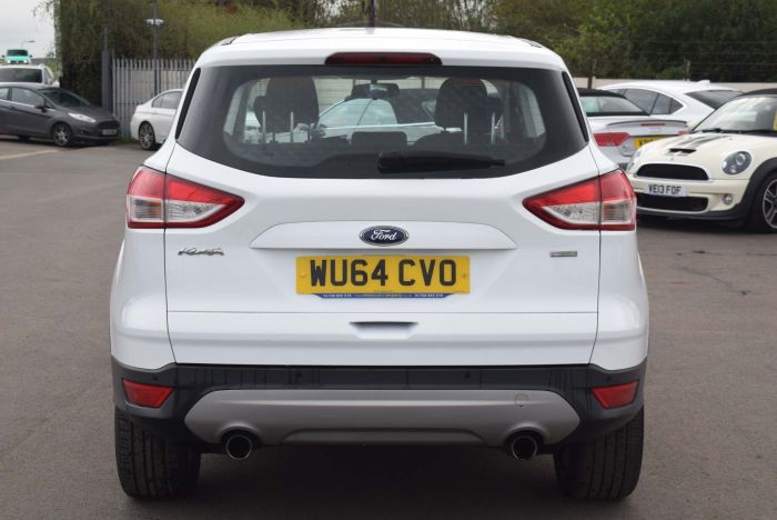 Ford Kuga 1.6 EcoBoost Zetec (s/s) 5dr SUV Petrol White