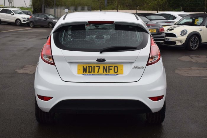 Ford Fiesta 1.25 Zetec 3dr Hatchback Petrol White