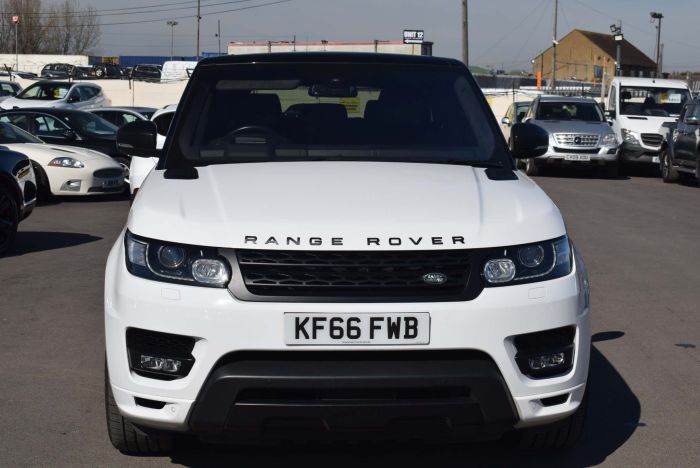 Land Rover Range Rover Sport 3.0 SD V6 Autobiography Dynamic 4X4 (s/s) 5dr SUV Diesel White