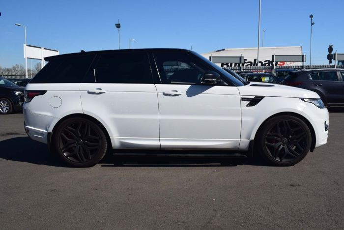 Land Rover Range Rover Sport 3.0 SD V6 Autobiography Dynamic 4X4 (s/s) 5dr SUV Diesel White