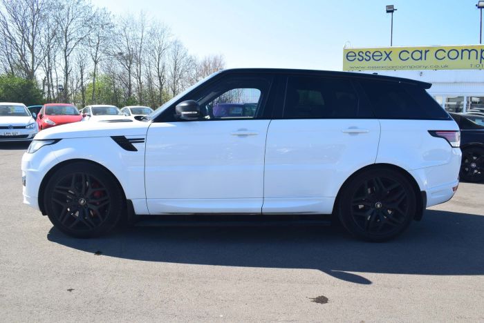 Land Rover Range Rover Sport 3.0 SD V6 Autobiography Dynamic 4X4 (s/s) 5dr SUV Diesel White