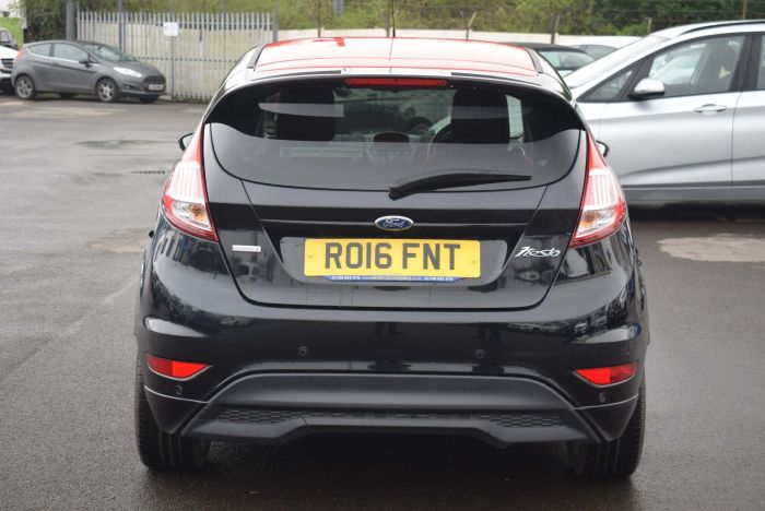 Ford Fiesta 1.0 T EcoBoost Zetec S Black Edition (s/s) 3dr Hatchback Petrol Black