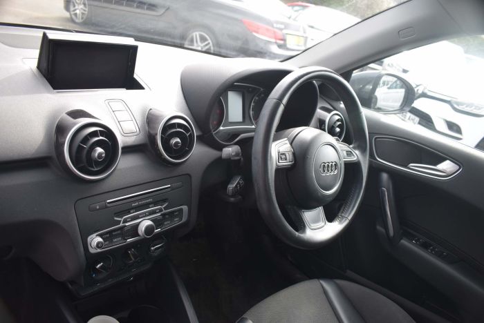 Audi A1 1.6 TDI Sport Sportback (s/s) 5dr Hatchback Diesel Grey