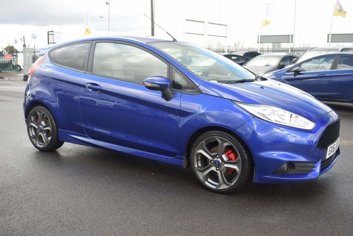 Ford Fiesta 1.6 EcoBoost ST-2 3dr Hatchback Petrol Blue