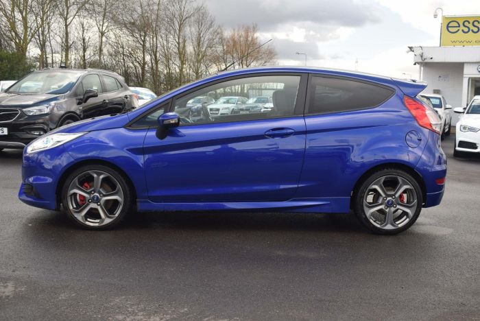 Ford Fiesta 1.6 EcoBoost ST-2 3dr Hatchback Petrol Blue