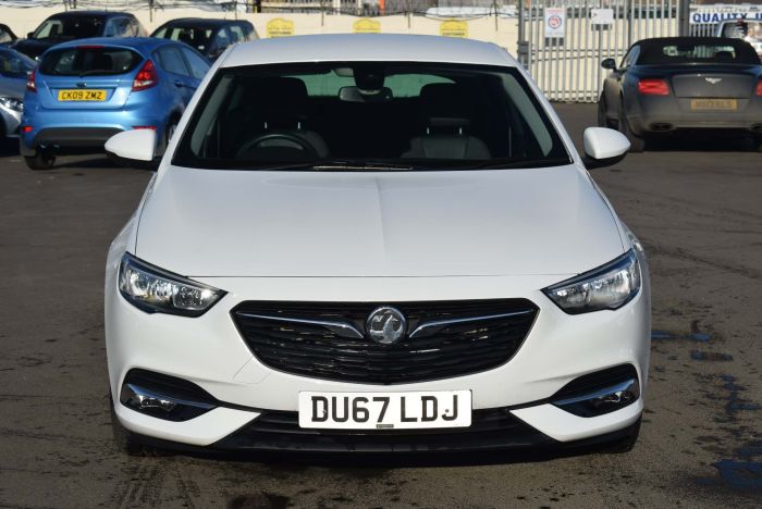 Vauxhall Insignia 1.6 Turbo D BlueInjection SRi Nav Grand Sport Auto (s/s) 5dr Hatchback Diesel White