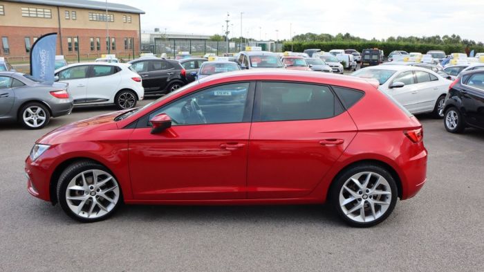 SEAT Leon 1.4 TSI FR TECHNOLOGY 5d 124 BHP Hatchback Petrol RED