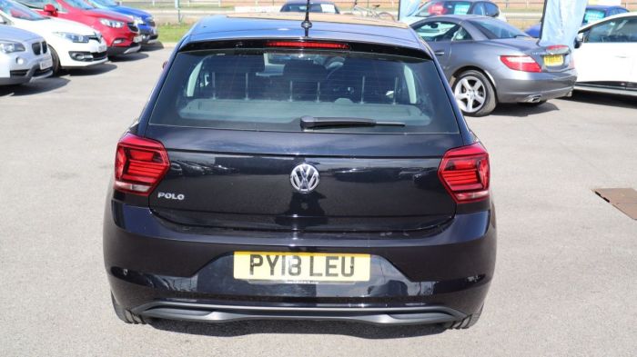 Volkswagen Polo 1.0 SE 5d 65 BHP Hatchback Petrol BLACK