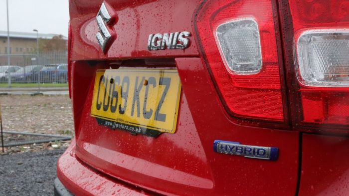 Suzuki Ignis 1.2 SZ5 DUALJET SHVS 5d 89 BHP Hatchback Hybrid RED