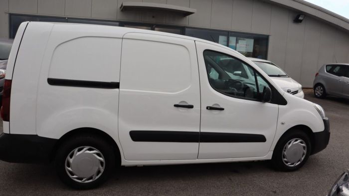 Peugeot Partner 1.6 BLUE HDI CRC 100 BHP PANEL VAN Diesel WHITE