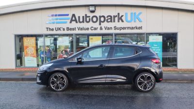 Renault Clio 1.5 ICONIC DCI 5d 89 BHP Hatchback Diesel BLACKRenault Clio 1.5 ICONIC DCI 5d 89 BHP Hatchback Diesel BLACK at Motor Finance 4u Tunbridge Wells