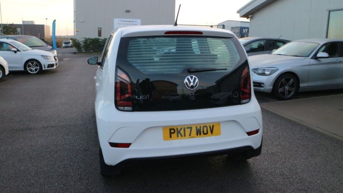 Volkswagen Up 1.0 MOVE UP 5d 60 BHP Hatchback Petrol WHITE